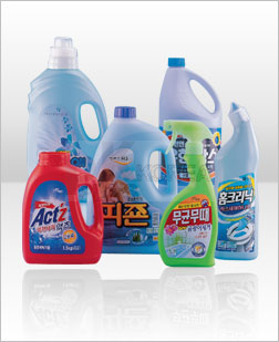 Detergent bottle mould